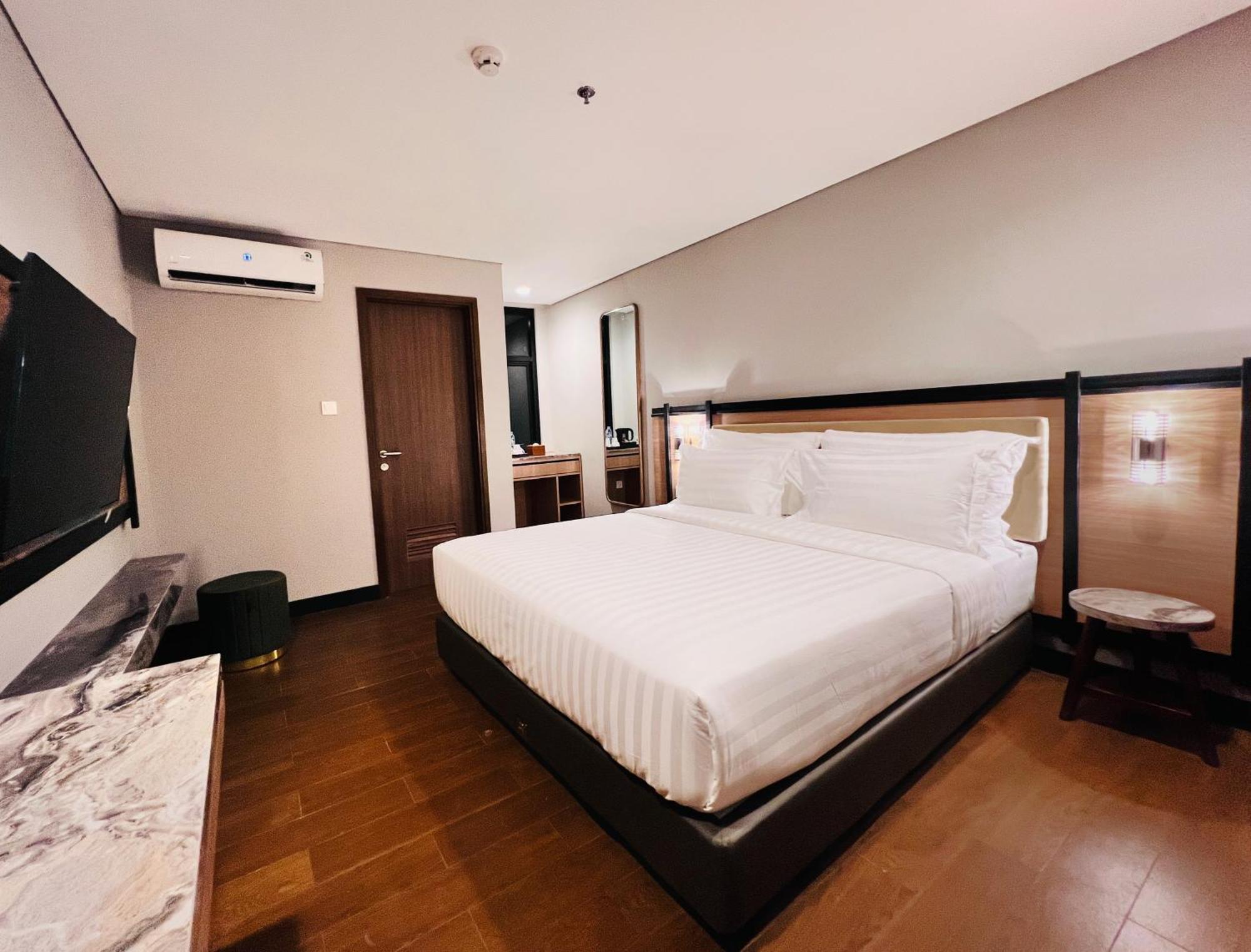 D'Primahotel Airport Sultan Hasanuddin Makassar Sudiang 外观 照片